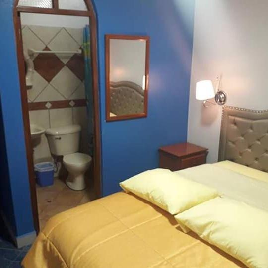 Hospedaje Karol Hotel Ayacucho Eksteriør billede