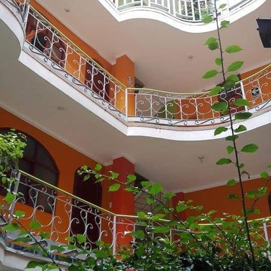 Hospedaje Karol Hotel Ayacucho Eksteriør billede