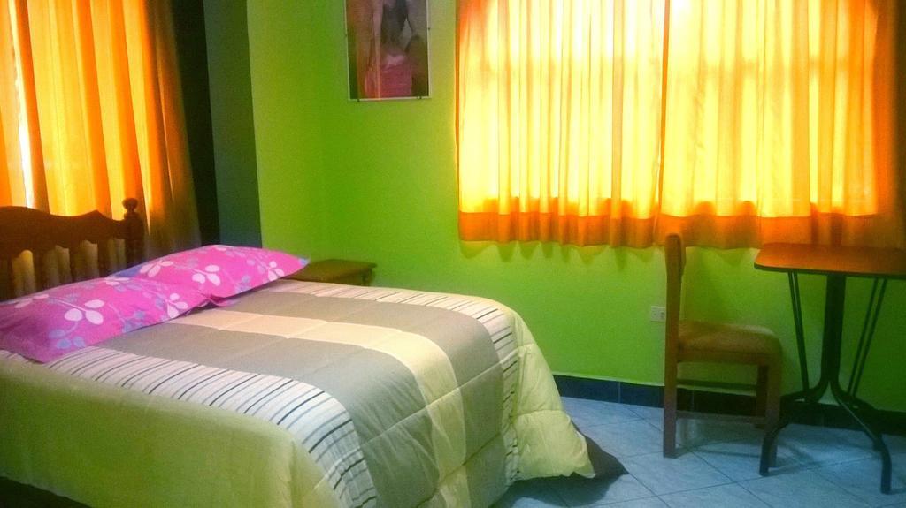 Hospedaje Karol Hotel Ayacucho Værelse billede
