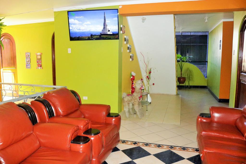 Hospedaje Karol Hotel Ayacucho Eksteriør billede
