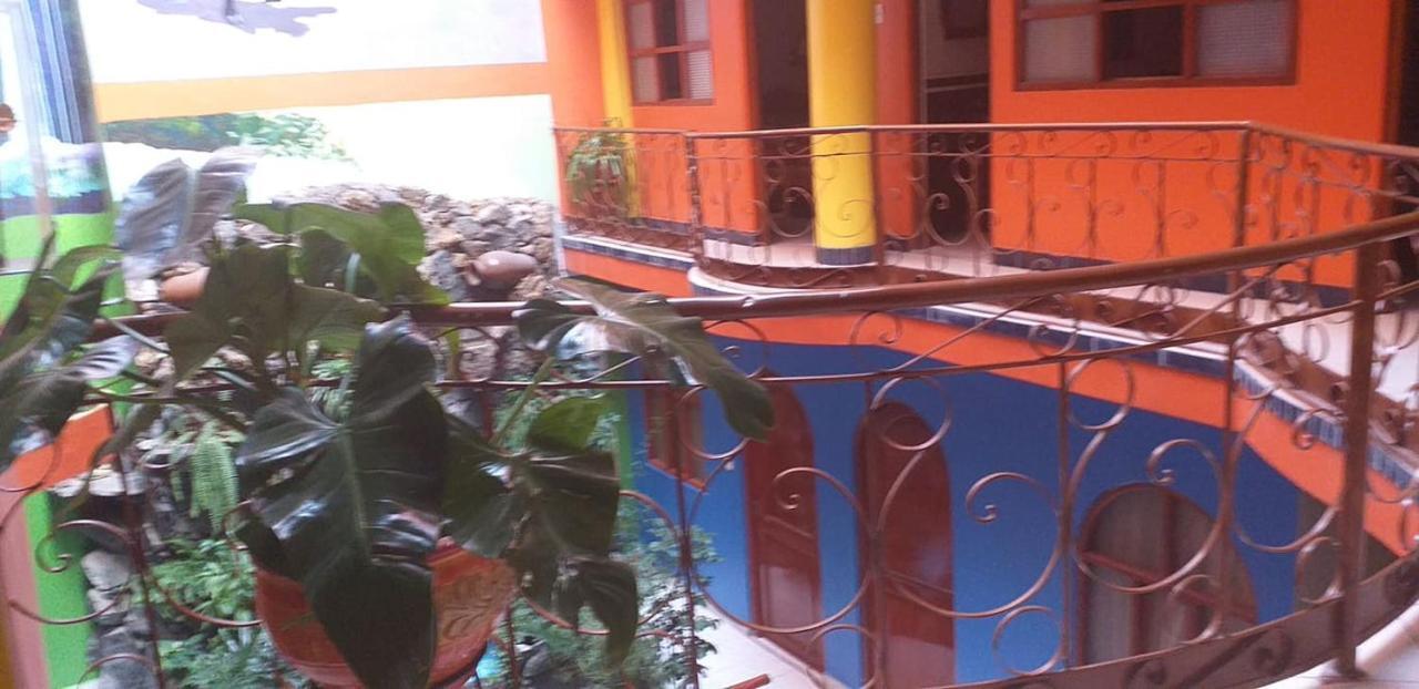 Hospedaje Karol Hotel Ayacucho Eksteriør billede
